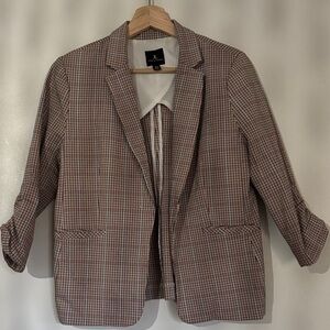 Jules & Leopold Tan and Black Plaid Blazer
Size M
Good condition